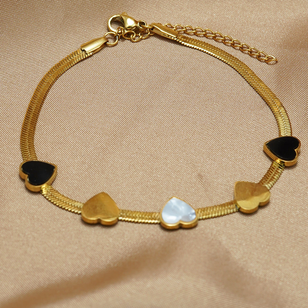 Lxalry 18K Gold Plated Stainless Steel Heart Necklace & Bracelet Set For Women - Waterproof, Hypoallergenic, Elegant Jewelry Gift For Girlfriend, Birthday, Valentines Day, Summer, Daily Wear