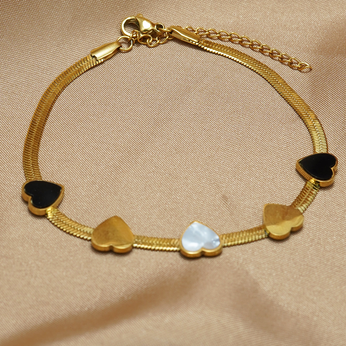 Lxalry 18K Gold Plated Stainless Steel Heart Necklace & Bracelet Set For Women - Waterproof, Hypoallergenic, Elegant Jewelry Gift For Girlfriend, Birthday, Valentines Day, Summer, Daily Wear